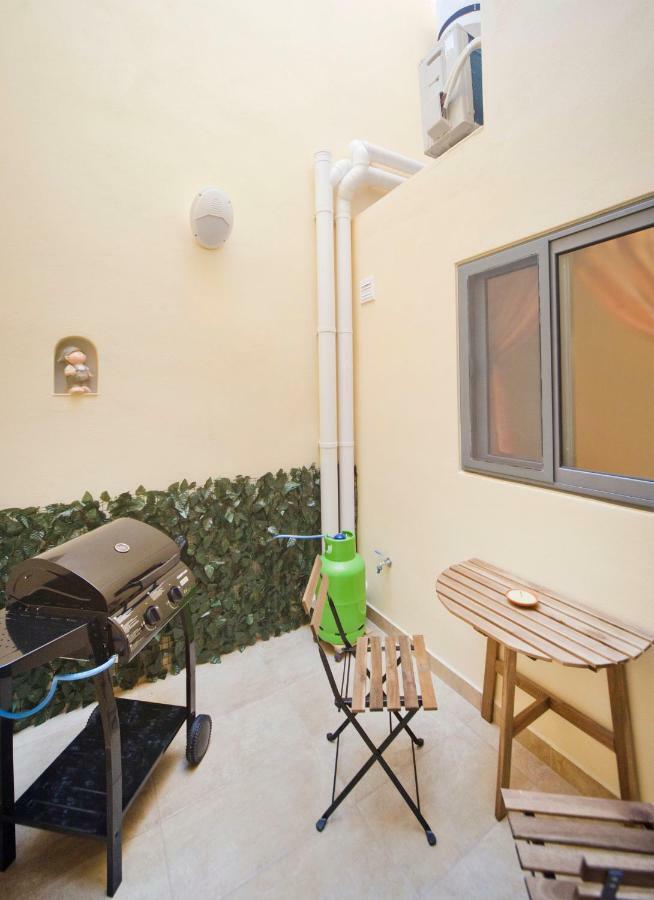 Sliema Duplex 1 Bedroom Apartment - Sleeps 4 Экстерьер фото
